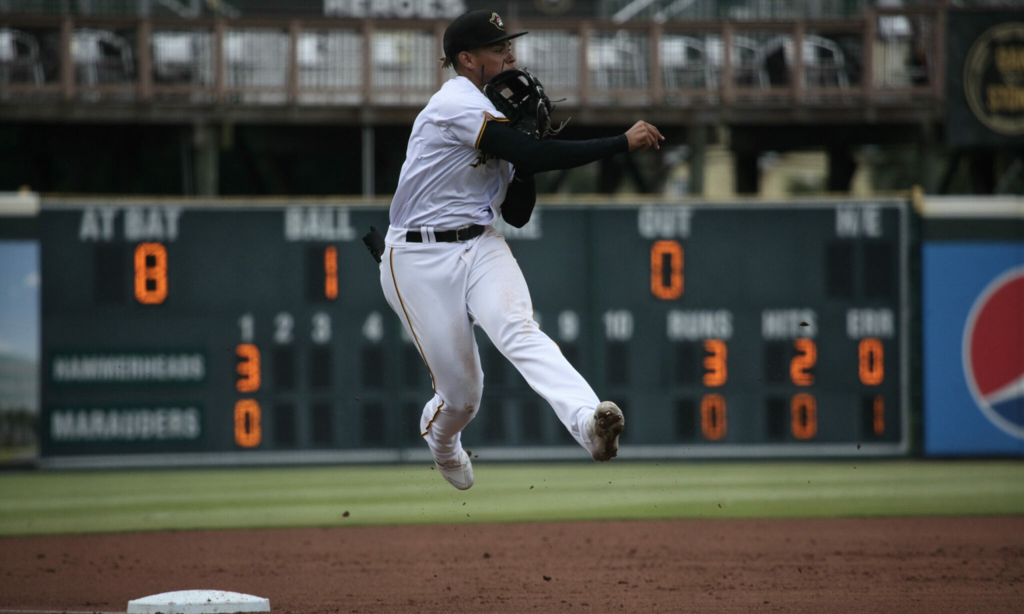 First Pitch: Should the Pirates Protect Dariel Lopez From the Rule 5 Draft?