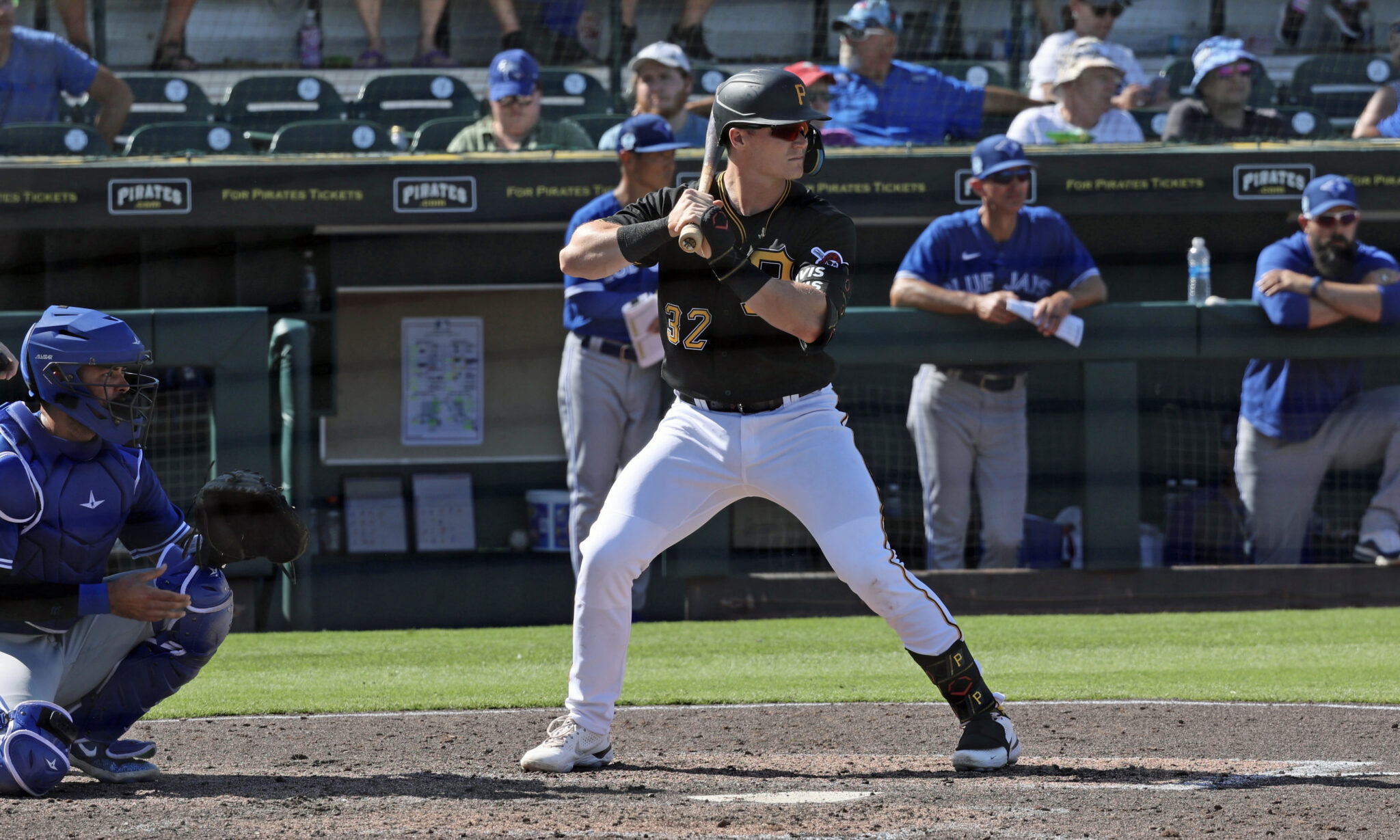 Henry Davis hits double in first MLB at-bat for Pirates