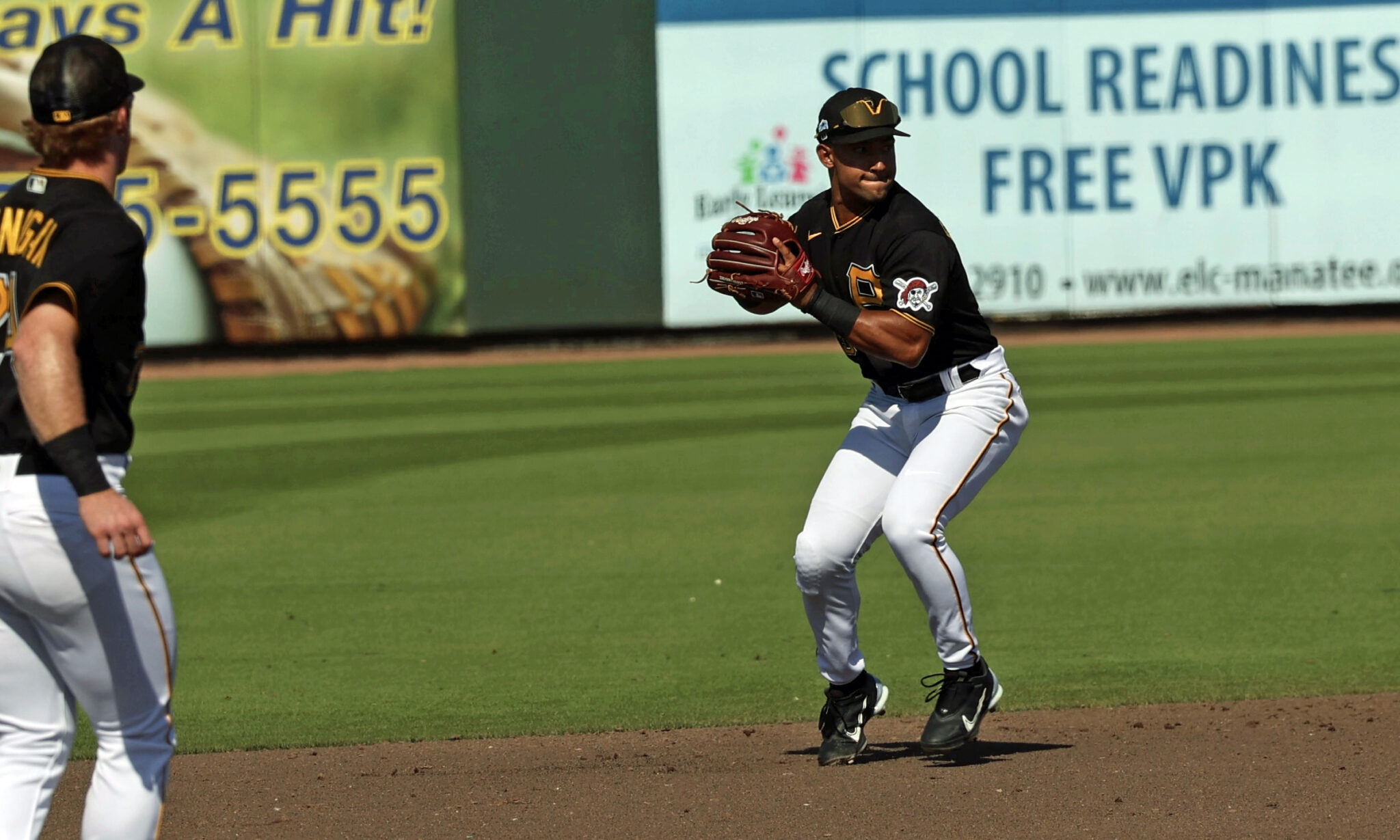 Pirates to recall Nick Gonzales for Phillies series