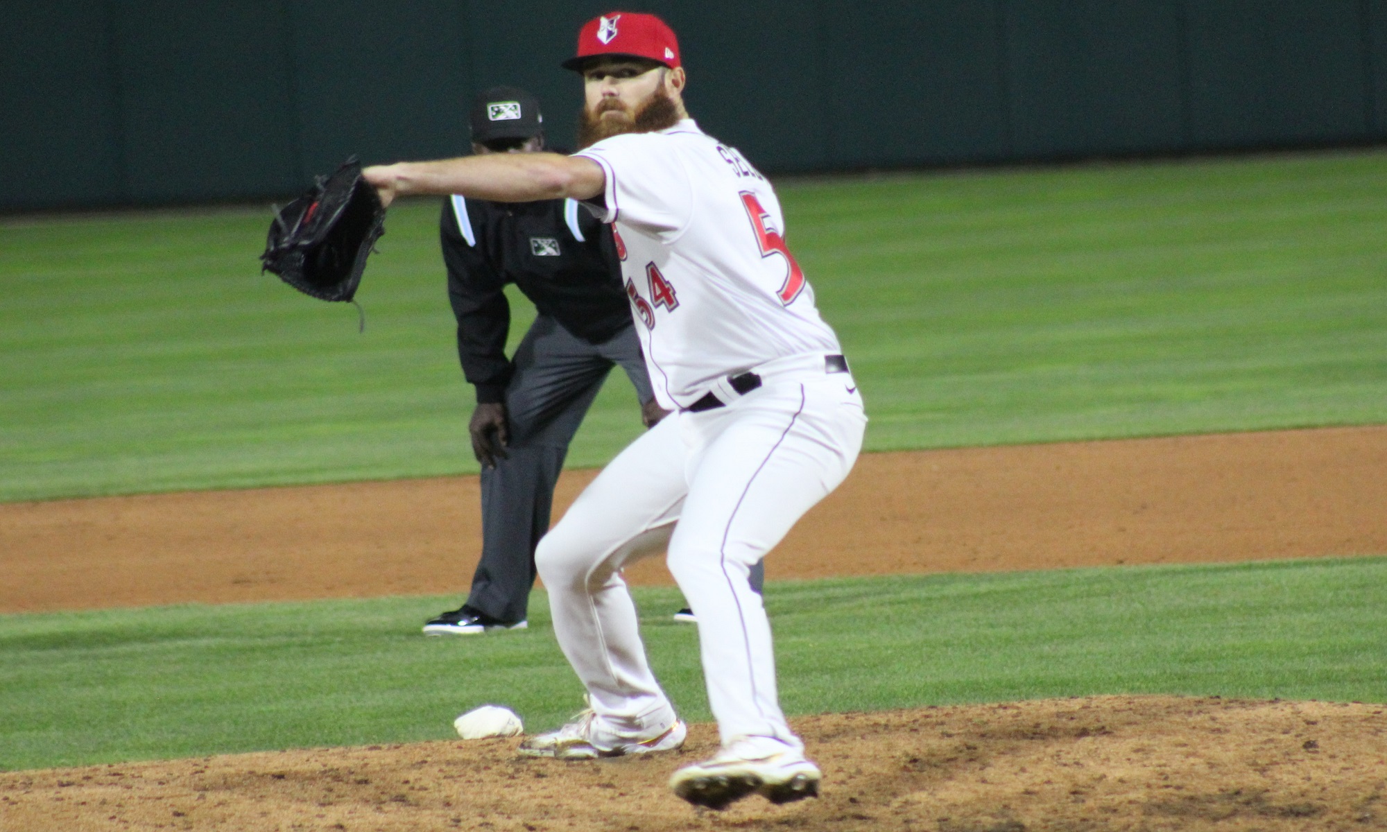 Colin Selby struggles in eighth as Pirates fall to Marlins