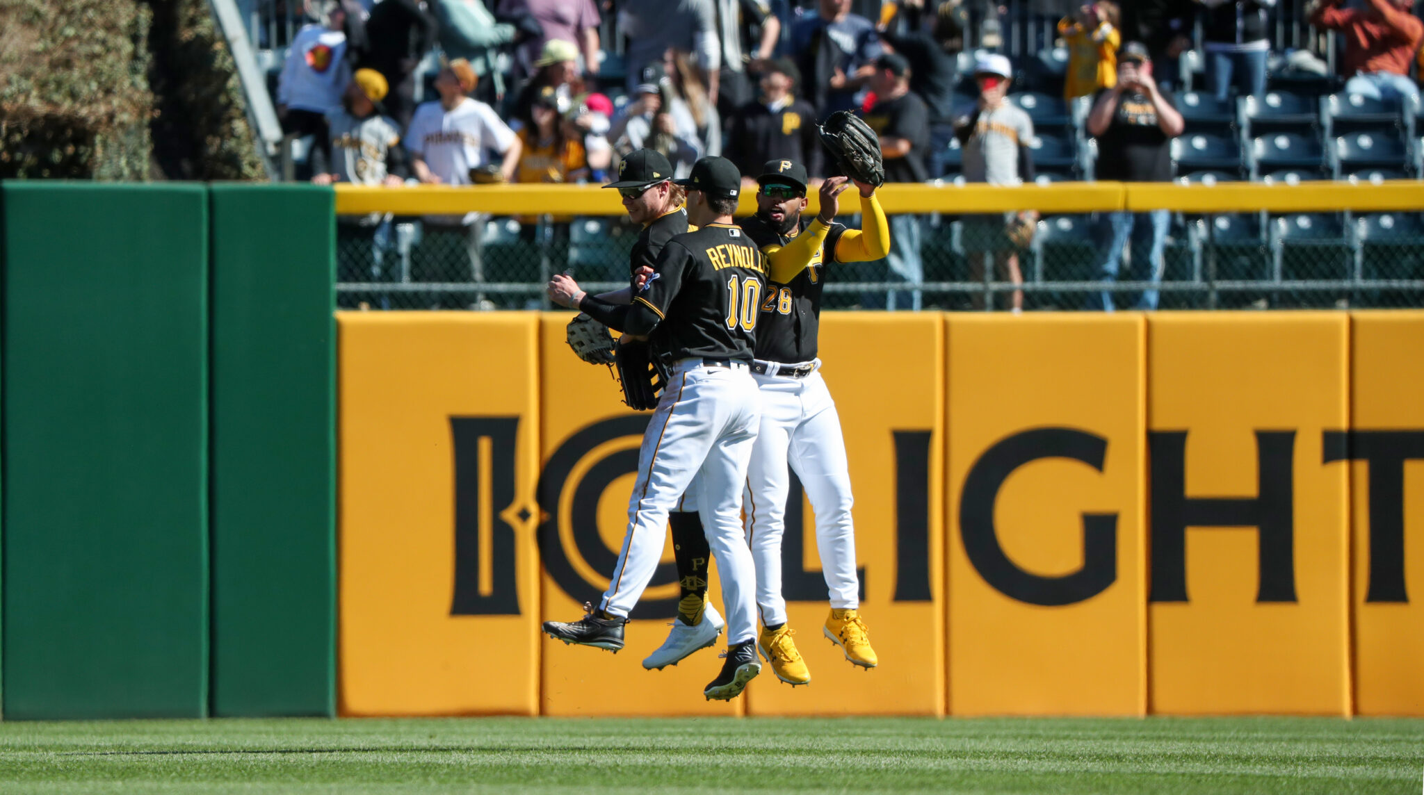 KE'BRYAN HAYES: Pittsburgh Pirates 3B prospect impressing as